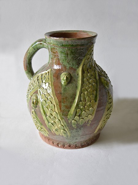 http://poteriedesgrandsbois.com/files/gimgs/th-31_PCH030-03-poterie-médiéval-des grands bois-pichets-pichet.jpg